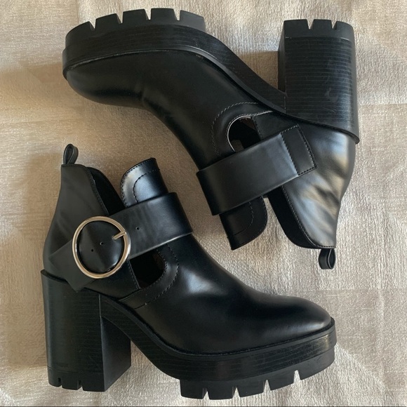 Zara Chunky Black Boots - Picture 1 of 8